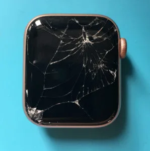 uszkodzony zegarek apple watch 4