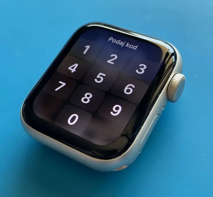 Apple Watch SE 2 gen po naprawie szkła – idealny stan po serwisie